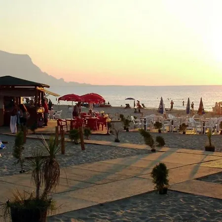 Paradiso Del Mare, Accogliente Vicino A Mare, Metro, Aeroporto E Palermo Apartment Capaci
