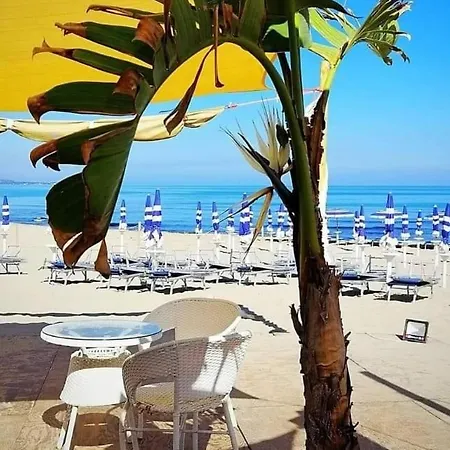 Appartement Paradiso Del Mare, Accogliente Vicino A Mare, Metro, Aeroporto E Palermo